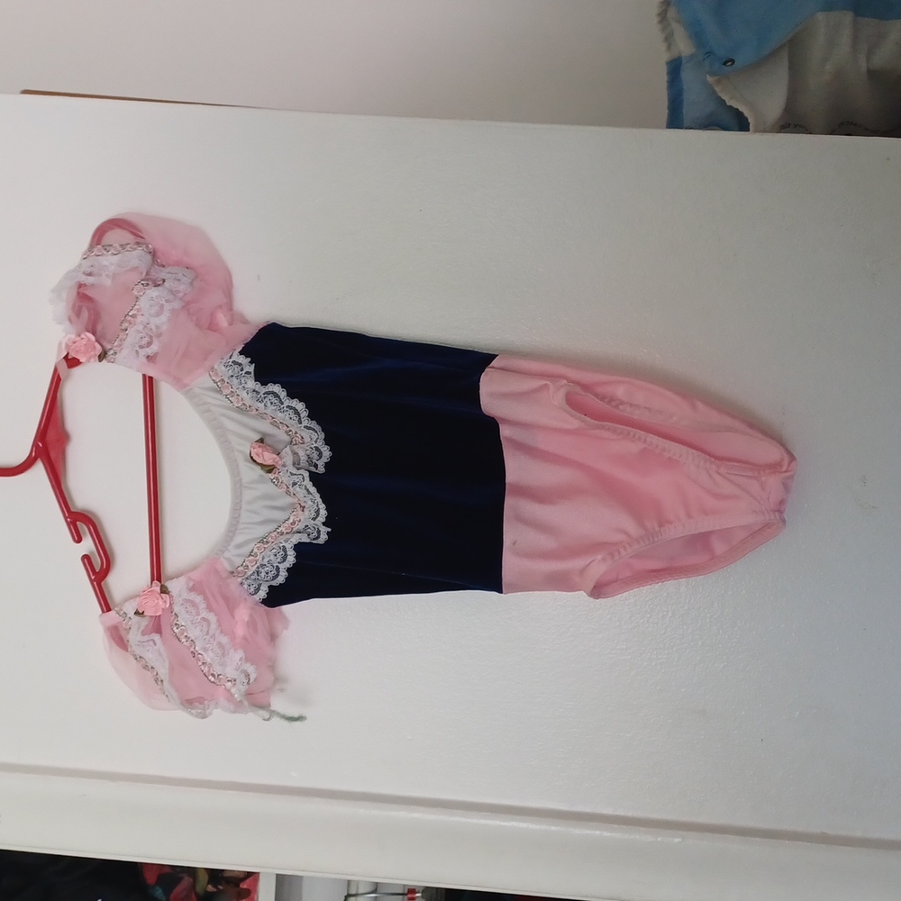 Small child ballet costume